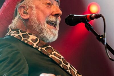 Urbanus & De Fanfaar @ Boerenrock 2016, foto 3, foto's door Edwin Houdevelt - FrontView Magazine