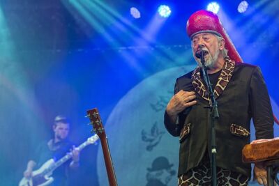 Urbanus & De Fanfaar @ Boerenrock 2016, foto 8, foto's door Edwin Houdevelt - FrontView Magazine
