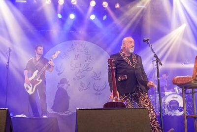 Urbanus & De Fanfaar @ Boerenrock 2016, foto 28, foto's door Edwin Houdevelt - FrontView Magazine