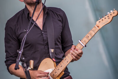 Douwe Bob @ Strandfestival ZAND, foto 9, foto's door Frank Bogers - FrontView Magazine