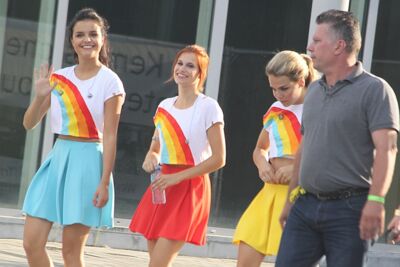 K3 @ Dag van het Zand in Lommel, picture 1, photographed by Heidi Elen - FrontView Magazine