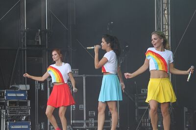K3 @ Dag van het Zand in Lommel, picture 5, photographed by Heidi Elen - FrontView Magazine