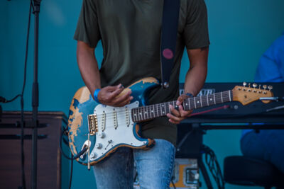 Nielson @ Strandfestival ZAND, foto 3, foto's door Frank Bogers - FrontView Magazine