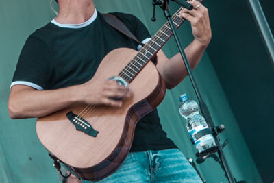 Nielson @ Strandfestival ZAND, foto 13, foto's door Frank Bogers - FrontView Magazine