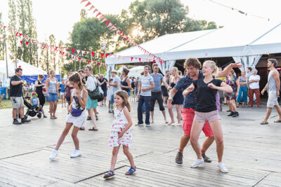 Sfeer & Publieksfoto's @ BoombalFestival Dag 2 Lovendegem, picture 37, photographed by Guy Danneels - FrontView Magazine