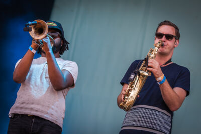 Typhoon @ Strandfestival ZAND, foto 18, foto's door Frank Bogers - FrontView Magazine