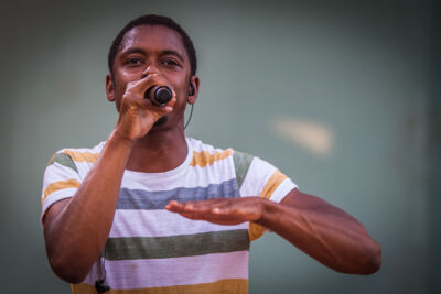 Typhoon @ Strandfestival ZAND, foto 25, foto's door Frank Bogers - FrontView Magazine