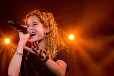 Laura Tesoro @ Boerenrock 2016, foto 10, foto's door Edwin Houdevelt - FrontView Magazine