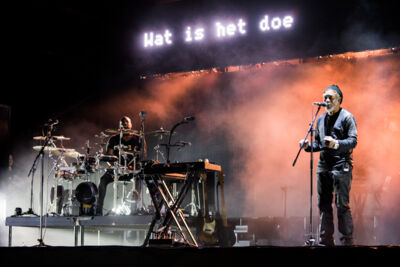 Massive Attack @ Sint Pietersplein Gent, picture 9, photographed by Dieter  Boone - FrontView Magazine