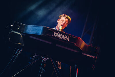 Bent Van Looy @ Crammerock 2016, picture 4, photographed by Elke Briers - FrontView Magazine