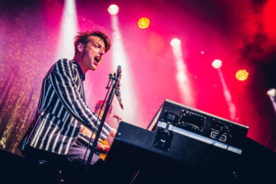 Bent Van Looy @ Crammerock 2016, picture 7, photographed by Elke Briers - FrontView Magazine