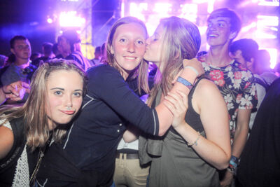 Laundry Day 2016 Reeks 3, picture 19, photographed by Youri Vanlommel - FrontView Magazine