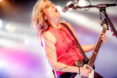L 7 @ Muziekodroom, foto 16, foto's door Luc Luyten - FrontView Magazine