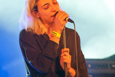 Intergalactic Lovers @ Ten Vrede Diksmuide, picture 13, photographed by Devid Camerlynck - FrontView Magazine