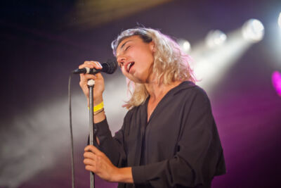 Intergalactic Lovers @ Ten Vrede Diksmuide, picture 29, photographed by Devid Camerlynck - FrontView Magazine