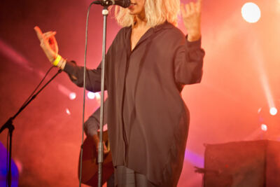 Intergalactic Lovers @ Ten Vrede Diksmuide, picture 39, photographed by Devid Camerlynck - FrontView Magazine