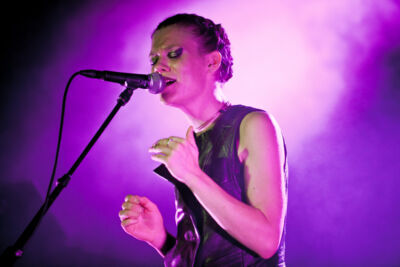 Trixie Whitley @ Ten Vrede Diksmuide, picture 7, photographed by Devid Camerlynck - FrontView Magazine
