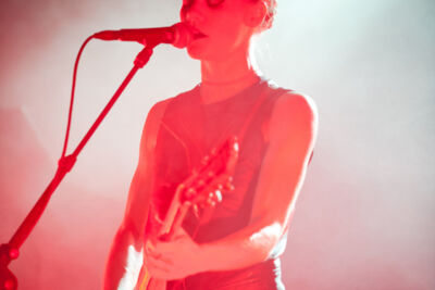 Trixie Whitley @ Ten Vrede Diksmuide, picture 21, photographed by Devid Camerlynck - FrontView Magazine