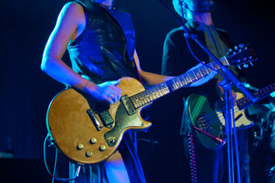 Trixie Whitley @ Ten Vrede Diksmuide, picture 25, photographed by Devid Camerlynck - FrontView Magazine