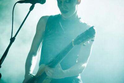 Trixie Whitley @ Ten Vrede Diksmuide, picture 34, photographed by Devid Camerlynck - FrontView Magazine