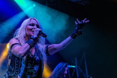 Doro @ Olensfest 2016, picture 10, photographed by Edwin Houdevelt - FrontView Magazine