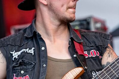 Leave Scars @ Olensfest 2016, picture 2, photographed by Edwin Houdevelt - FrontView Magazine