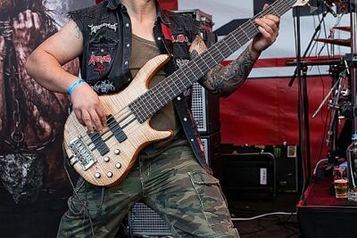 Leave Scars @ Olensfest 2016, picture 5, photographed by Edwin Houdevelt - FrontView Magazine