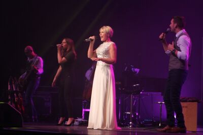 Dana Winner "Puur" @ Ethias Theater, picture 2, photographed by Heidi Elen - FrontView Magazine