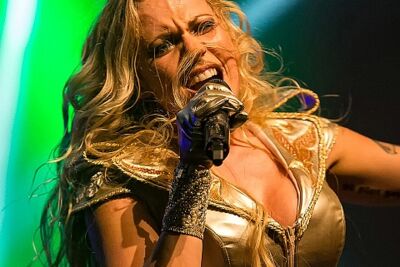Kobra & The Lotus @ Femme 2016, picture 3, photographed by Edwin Houdevelt - FrontView Magazine