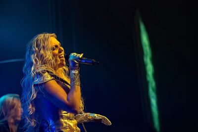 Kobra & The Lotus @ Femme 2016, picture 26, photographed by Edwin Houdevelt - FrontView Magazine