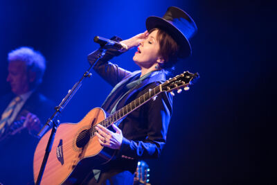 Suzanne Vega @ De Roma, picture 3, photographed by Dorien Goetschalckx - FrontView Magazine