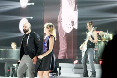 Laura Pausini @ Vorst Nationaal, picture 4, photographed by Bart Baevegems - FrontView Magazine