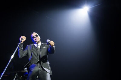 Maxwell @ Vorst Nationaal, picture 2, photographed by Dorien Goetschalckx - FrontView Magazine