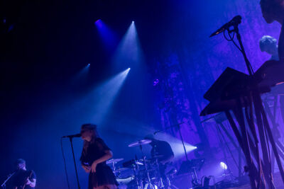 Aurora Le Botanique Brussels, picture 1, photographed by Kris Saelen - FrontView Magazine