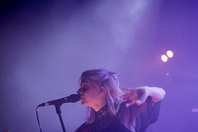 Aurora Le Botanique Brussels, picture 2, photographed by Kris Saelen - FrontView Magazine