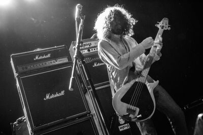 Dinosaur Jr @ AB Brussel, picture 24, photographed by Luc Luyten - FrontView Magazine