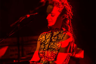 Agnes Obel @ AB, picture 5, photographed by Jef Peeters - FrontView Magazine
