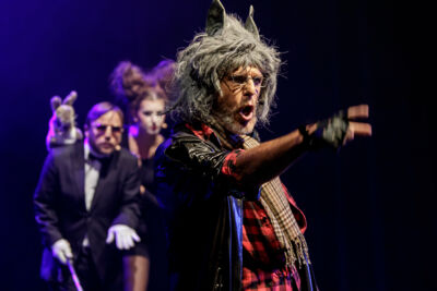 Musical "De 3 Biggetjes" gebracht door Wysiwyg @ CC De Mol, picture 2, photographed by Alex Wyckmans - FrontView Magazine