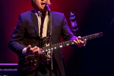 Level 42 @ 013 Tilburg, picture 6, photographed by Dieter  Boone - FrontView Magazine