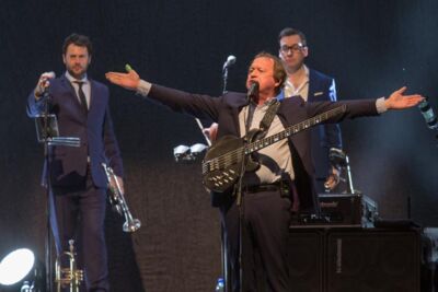 Level 42 @ 013 Tilburg, picture 14, photographed by Dieter  Boone - FrontView Magazine