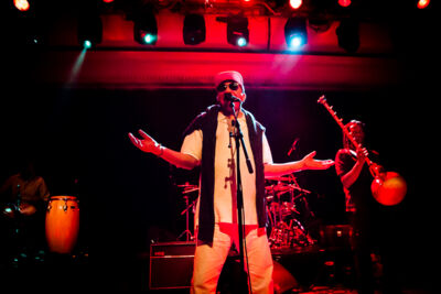 Salif Keita @ De Casino, picture 5, photographed by Davy De Blieck - FrontView Magazine
