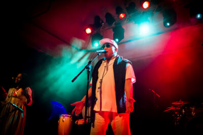 Salif Keita @ De Casino, picture 6, photographed by Davy De Blieck - FrontView Magazine