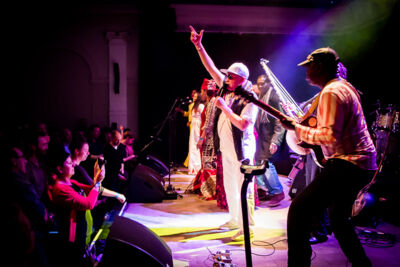 Salif Keita @ De Casino, picture 20, photographed by Davy De Blieck - FrontView Magazine