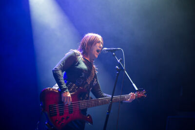 Girlschool @ 013, picture 6, photographed by Dorien Goetschalckx - FrontView Magazine