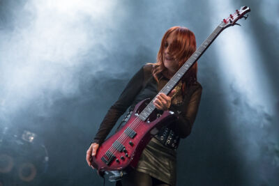 Girlschool @ 013, picture 10, photographed by Dorien Goetschalckx - FrontView Magazine