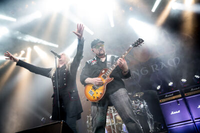 Saxon @ 013, picture 4, photographed by Dorien Goetschalckx - FrontView Magazine