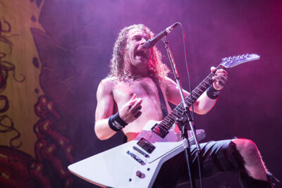 Airbourne @ Vorst Nationaal, foto 6, foto's door Dorien Goetschalckx - FrontView Magazine