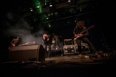 Claw Boys Claw @ Klokgebouw Eindhoven, picture 8, photographed by Luc Luyten - FrontView Magazine