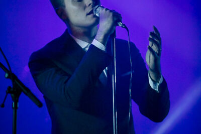 Her @ Inrocks Festival, picture 1, photographed by FrontView Magazine