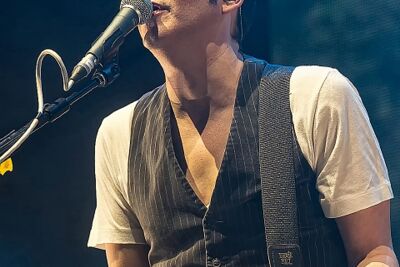 Placebo @ Sportpaleis 2016, picture 14, photographed by Edwin Houdevelt - FrontView Magazine